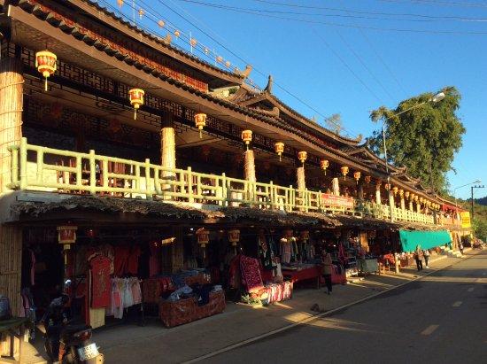 Lee Wine Ruk Thai Restaurant